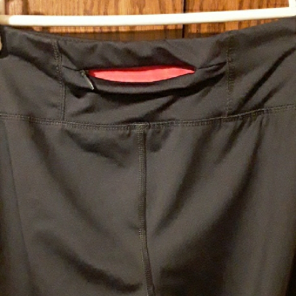 Gray Athletic Leggings with Pink Accents - Picture 5 of 6